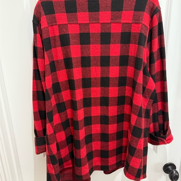 Plaid Top Red and Black Shirt - Picture 2 of 4